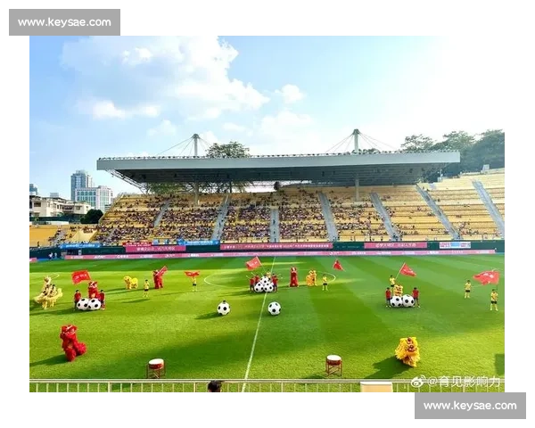 足球校园联赛引领青春梦想绽放与成长之路共筑校园体育新未来篇章